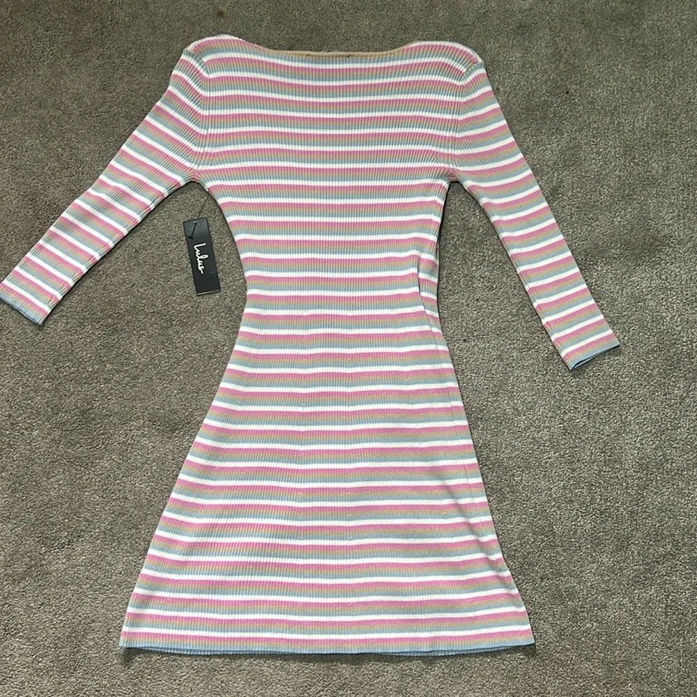 NWT Lulu's Supremely Sara Taupe Multi Striped Sweater Wrap Dress Medium - Picture 5 of 8